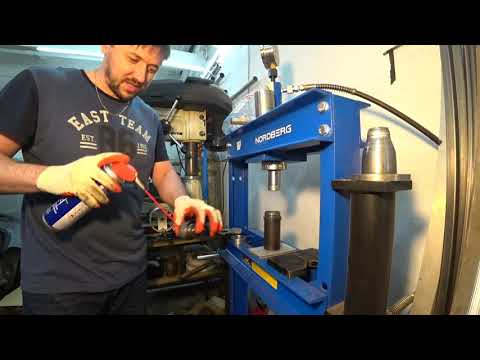 Видео: Усиливаем переднюю подвеску Smart Fortwo 453