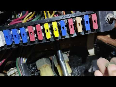 Видео: Пропал ближний свет фар, нива 2121, ремонт.