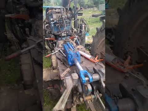 Видео: Ремон МТЗ-50. Установка большой кабины.