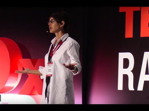 Видео: Эмоции: подавлять, управлять или расслабиться? / EMOTIONS | IRINA KHAKAMADA | TEDxRANEPA