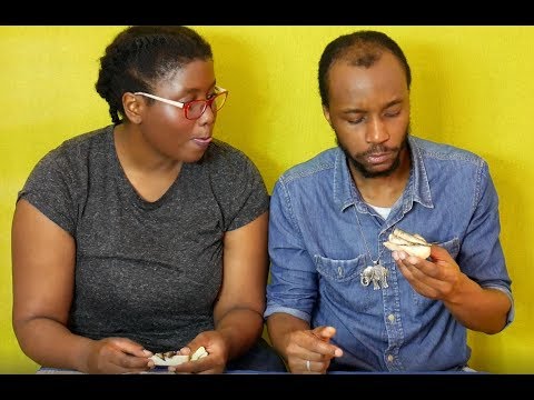 Видео: Наши португальские друзья  пробуют русскую еду