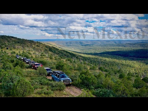 Видео: О чём мы все мечтаем… 10 грузовиков, перевалка и кемпинг в Нью-Мексико