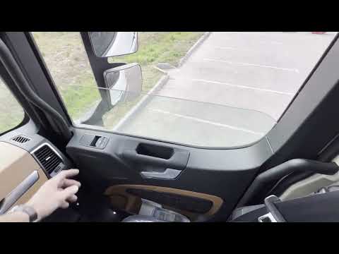 Видео: Сравнение кабины китайских тягачей Шакман и Ситрак. Слабые и сильные стороны, какой лучше? Часть 2