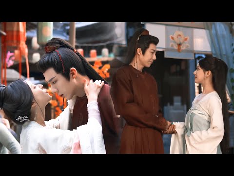 Видео: 【бесплатно】🫧Золушка держит принца за руку, пока его состояние ухудшается🥹