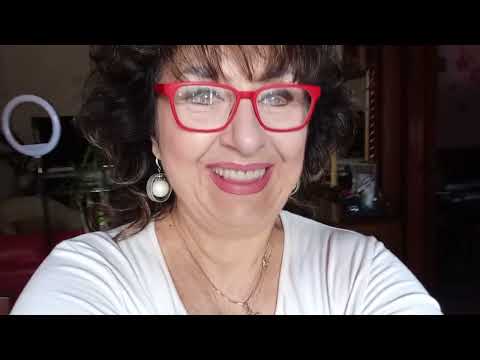 Видео: Маленький быстрый стриптиз/Распаковка из,, Пэвекса" и ,,ЧТС"/Поломался гаджет/#italia#жизньвиталии