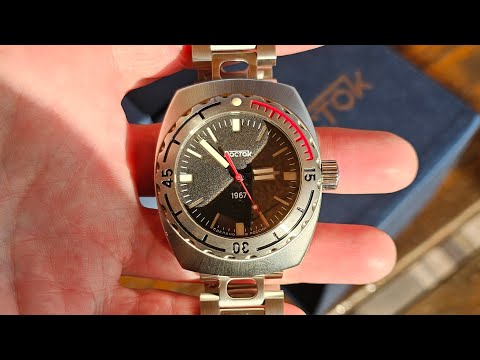 Видео: Часы Восток Амфибия 1967 190057 Сапфировое стекло « Бочка » механизм 2415