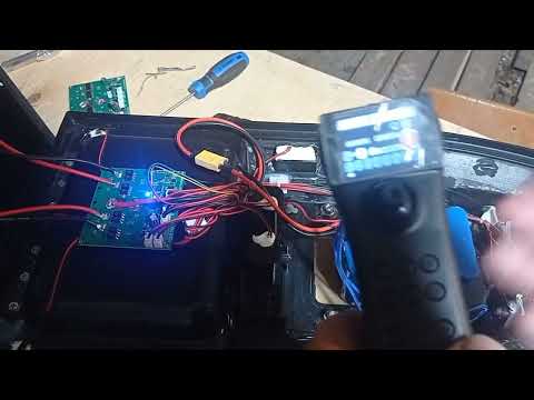 Видео: Кораблик S-70-30 ,12-v, Замена материнской платы