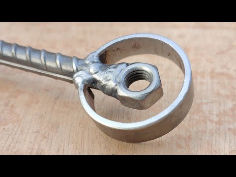 Видео: не многие люди знают, как делать инструменты для гибки металла