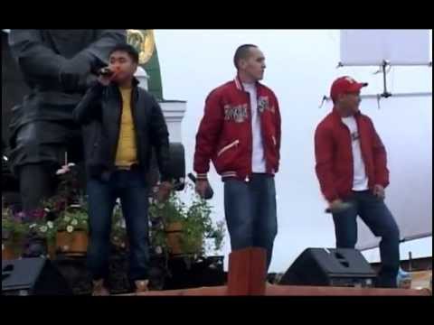 Видео: KIIN 2009 Smile feat. Fiesta - Кини (LIVE KiiN-Хит)