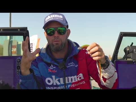 Видео: Как правильно оснастить большую силиконовую приманку