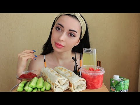 Видео: ЕЙ НУЖНЫ ТОЛЬКО ДЕНЬГИ 💴/ Шаурма Mukbang / Ayka Emilly