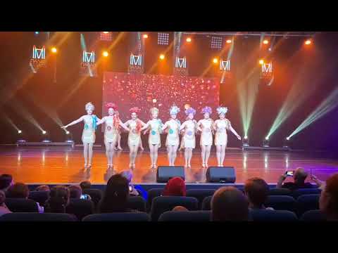 Видео: Зразковий ансамбль танцю "Карамельки". Антре Lady time