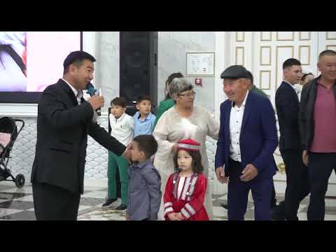 Видео: Аяна 1 жас / Алтын хол ресторан/ 17.04.2024 ж