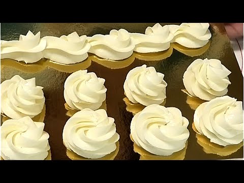 Видео: Лёгкий-ТВОРОЖНЫЙ КРЕМ для тортов и пирожных/Curd cream for cakes and pastries