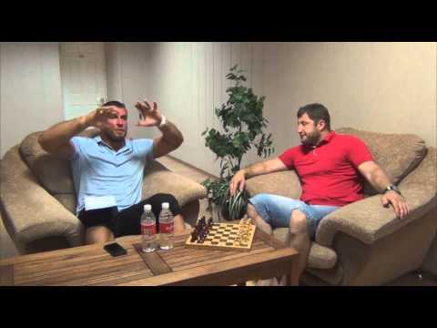 Видео: Хаджимурат Аккаев в программе НА РАВНЫХ с Дмитрием Клоковым (часть 2-я)