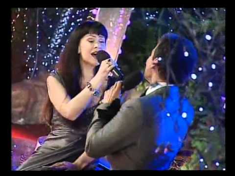 Видео: Александр Олешко, Нонна Гришаева - "Старый рояль" 1.07.2010.