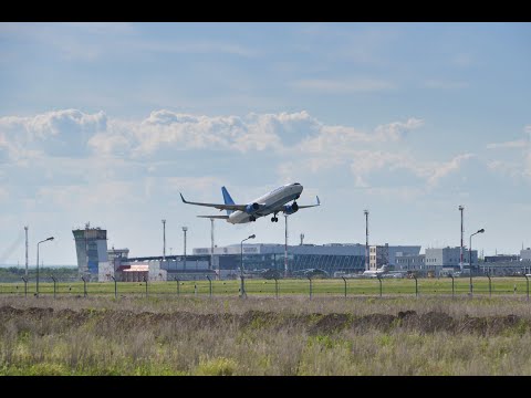 Видео: Взлеты Сухой Суперджет 100 Азимут и Boeing737-800 Победа из аэропорта Гагарин, Саратов