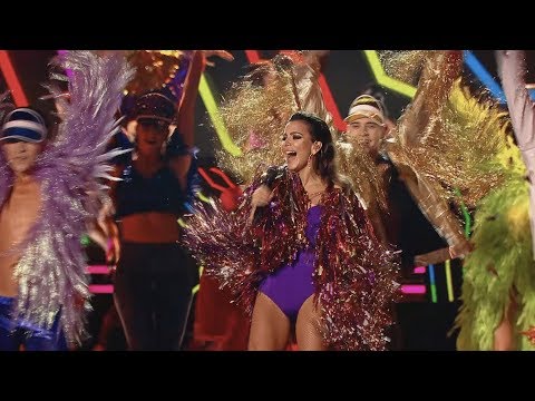 Видео: Ани Лорак - Оранжевые сны | LIVE | Шоу "ДИВА"