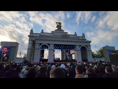 Видео: 9 мая 2024, День Победы. Концерт на ВДНХ, Ильдар Абдразаков и симфонический оркестр (1 часть)