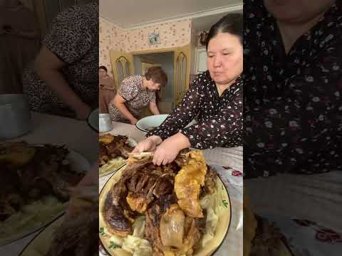 Видео: Үш табақ ет #табақет #жылқыеті #табақжасау #етасу #конина #horsemeat #еттімүшелеу #мүшелепасу #етті