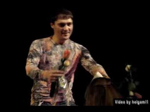 Видео: Юра Шатунов в Омске. 13,10,2009.