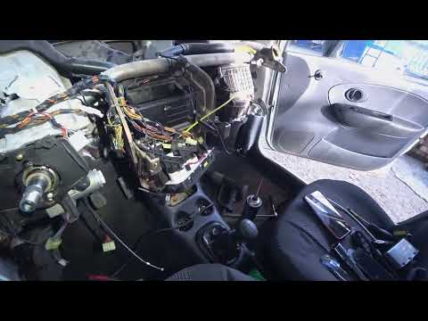 Видео: Дэу Матиз ремонтируем заслонки печки - перезалив