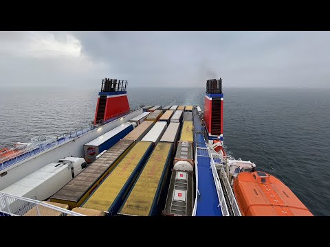 Видео: Норвегия: 25 ТОННА АГАШ! Казакша дальнобой! Категория Е KZ!