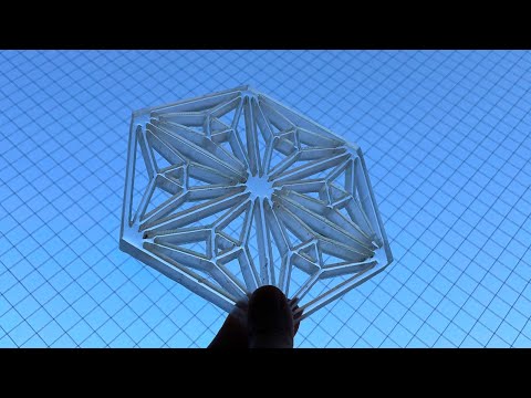 Видео: Человек, который любит эпоксидная смола