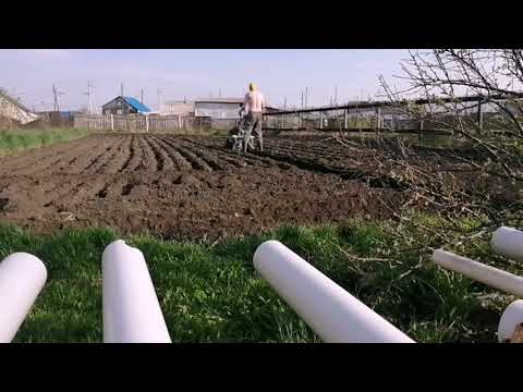 Видео: Посадка картофеля дисковым окучником и немного о ремонте  подшипников окучника.