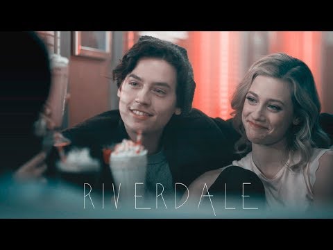 Видео: RIVERDALE || когда ты улыбаешься