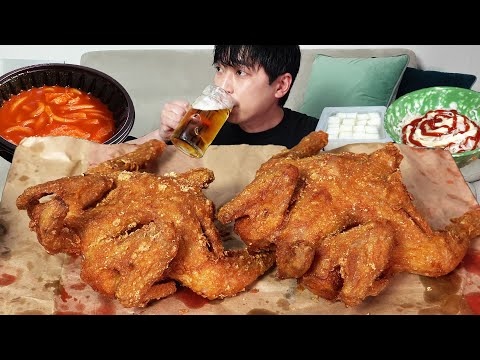 Видео: Хрустящая жареная курица! Острые токпокки! И холодное пиво🍺 MUKBANG REALSOUND ASMR EATINGSHOW
