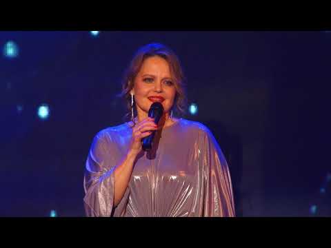 Видео: Елена Тишкова - автор-исполнитель - концерт 02.11.2023