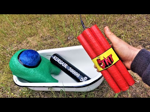 Видео: КОРСАР 30000☠️ и Among Us☢️ Верхом на Ванне, Полёт Нормальный!