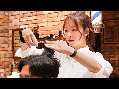 Видео: ASMR💈Давай пропустим работу и пойдем к парикмахеру | Стрижка,Массаж,Бритье