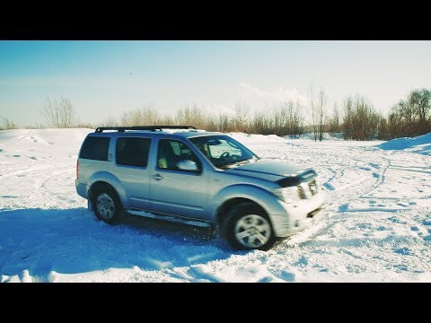 Видео: Nissan Pathfinder R51 174 л.с. дорестайл не советую...