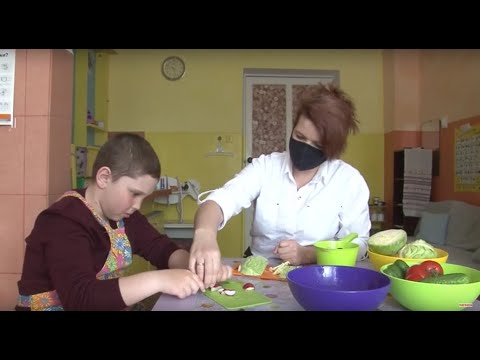 Видео: Аутизм: реабилитация / Здравствуйте