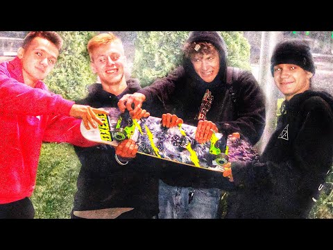 Видео: КУПИЛ СКЕЙТБОРД В ДЕКАТЛОНЕ ЗА 4000 РУБЛЕЙ!