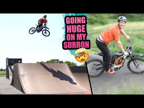Видео: СТАНОВЛЮСЬ ОГРОМНЫМ НА МОЁМ ЭЛЕКТРОМОБИЛЕ ДЛЯ ВНЕДОРОЖНИКА SURRON!