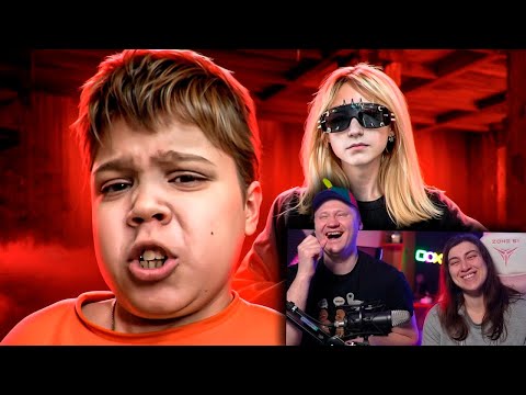 Видео: БАРАБУЛЬКА VS 42 БРАТУХИ - САМЫЙ КРИНЖОВЫЙ КОНФЛИКТ | РЕАКЦИЯ на Маразма