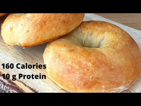 Видео: Рецепт низкокалорийных бубликов с греческим йогуртом и высоким содержанием белка