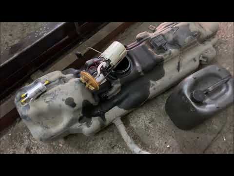 Видео: Подготовка автомобиля к swap ДВС Toyota 3UZ-FE Mercedes Sprinter