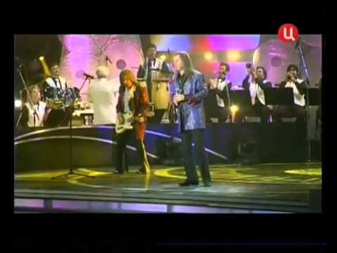 Видео: ВИА Красные Маки - Кружатся диски