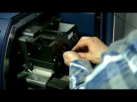 Видео: Анализатор зерна FOSS Infratec 1241 - ежедневный уход и чистка