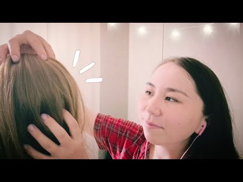 Видео: Асмр - Нежный массаж головы и Расчёсывание волос 🌿 Болталка |  Шепот для сна
