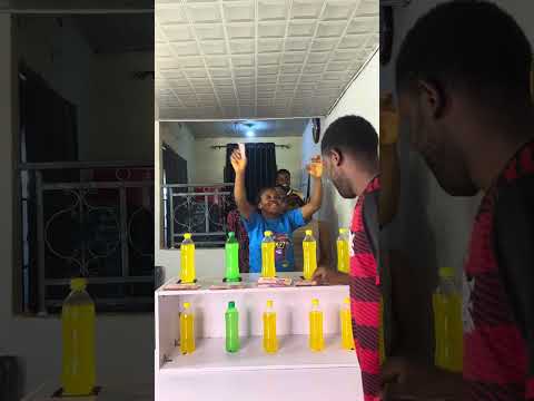 Видео: ЛУЧШИЙ УДИВИТЕЛЬНЫЙ, ВЕСЕЛЫЙ, ЗАБАВНЫЙ И УМНЫЙ СЕМЕЙНЫЙ ЧЕЛЛЕНДЖ НА ПОДБОР ЦВЕТА НЕПРАВИЛЬНЫХ БУТ...