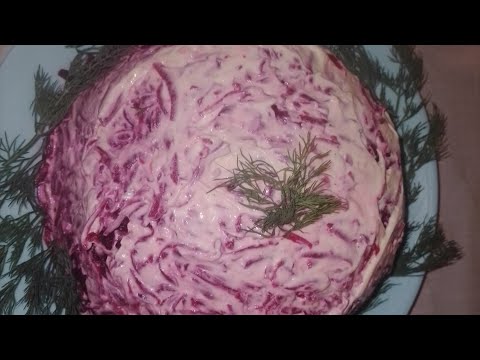 Видео: Салат "Крабовые палочки под шубой"  #салатнановогоднийстол  #салатизкрабовыхпалочек