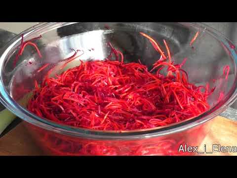 Видео: Салат Ассорти из моркови кольраби и свеклы