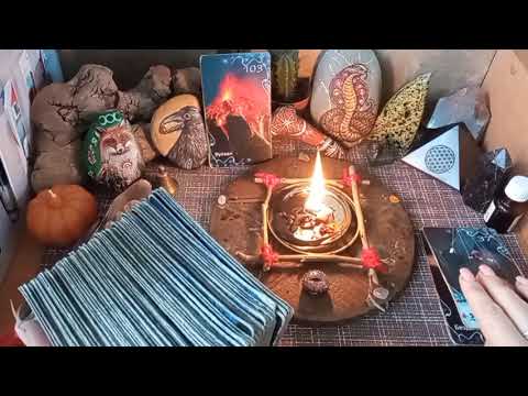 Видео: Ритуал чистка с возвратом негатива врагам🪞🙌🪃⚔️ #бумеранг #возвратпорчи #чисткаритуал