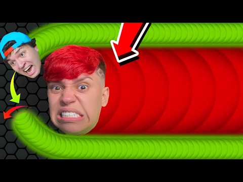 Видео: ДРУЗЬЯ ЕДЯТ, ЧТОБЫ СТАТЬ ГИГАНТСКОЙ ЗМЕЁЙ!! (Slither.io)