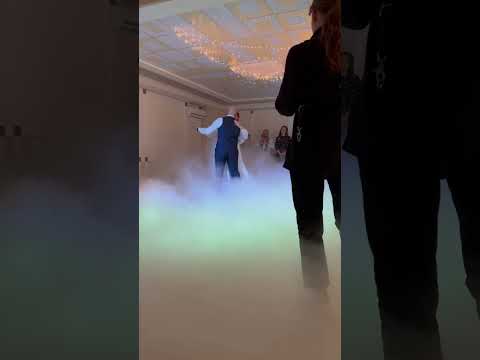 Видео: Перший весільний танець - романтично (Nikita Kiselov) Студія весільного танцю у Львові - ParaDance
